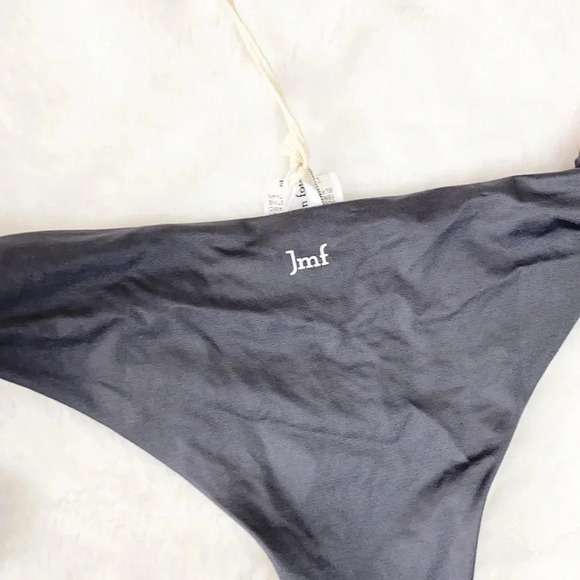 Je M’en Fous Italian Gray Cheeky thong cheeky bikini bottoms - Picture 6 of 10